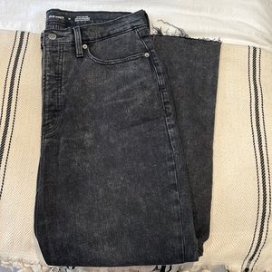 Old Navy Extra High Rise Sky-Hi Straight Jeans